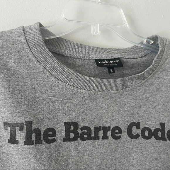 The Barre Code Gray Women's Crop Top Sweatshirt with scrunched sleeves - Picture 3 of 8